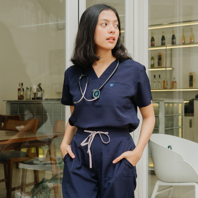Baju Jaga V NECK SS - DARK BLUE Scrubs Theatre Blues First Line Lengan Pendek