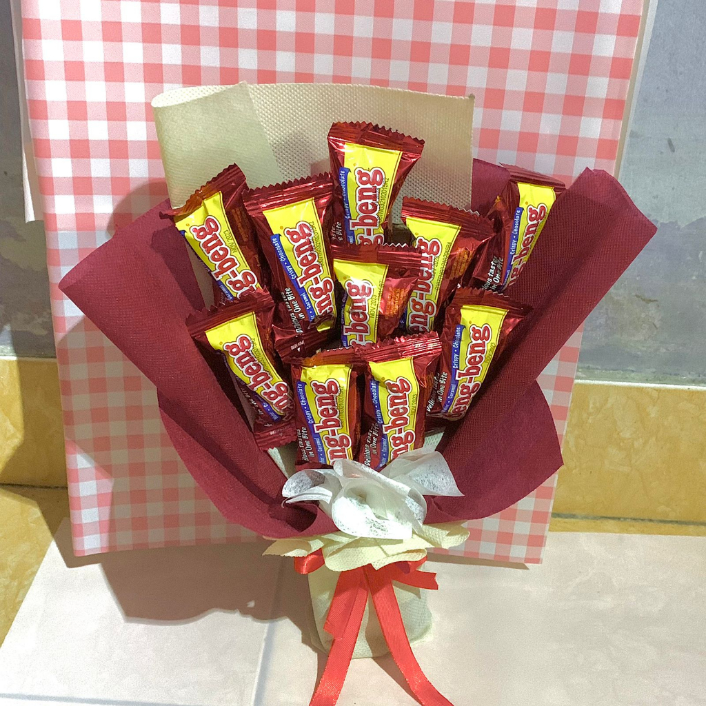 

Buket snack ulang tahun / buket snack wisuda / buket snack murah / buket snack beng beng