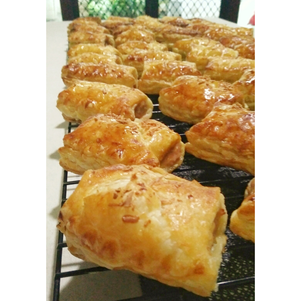 

Mini Sausage Roll / Saucijs Brood / Sosis Brood - Sapi