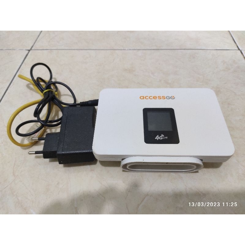 AccessGo Router 4G tipe R4G2A-L01 (2 antena) 500Mbps (Bisa pakai kartu SIM)