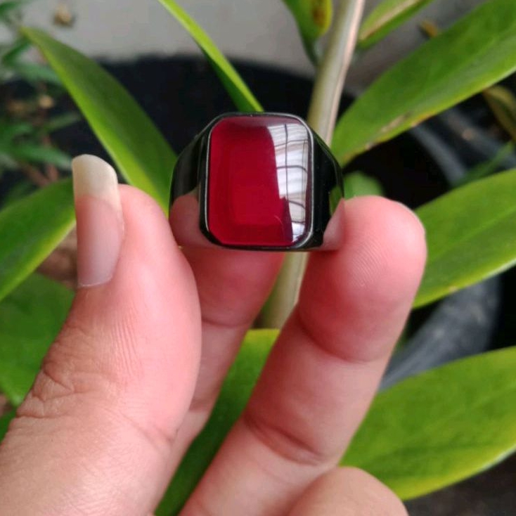 batu cincin red baron kotak kristal