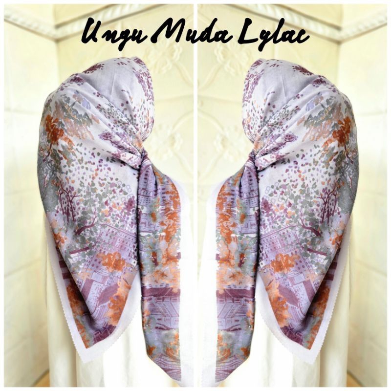Hijab voal premium warna ungu muda/Lilac motif New York (kode A)