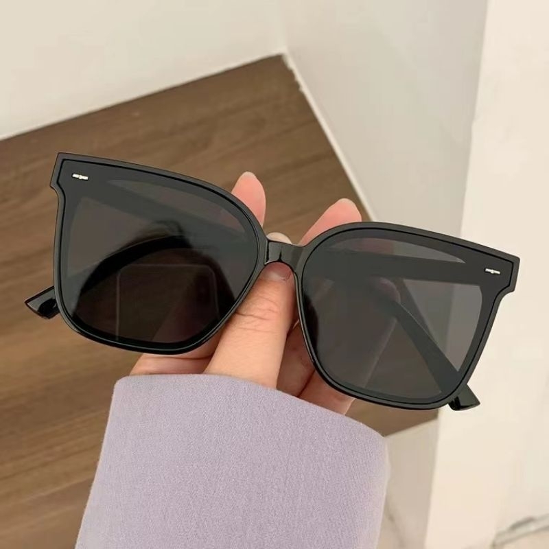 kacamata hitam kotak garis 1/ sunglasses rectangle Yuna Jennie kaca mata cewek cowok unisex