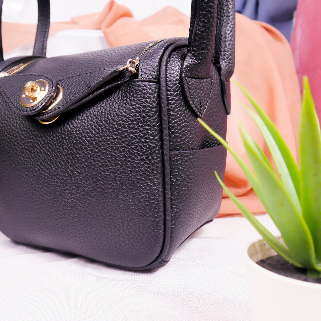 Bernxs Aluna Sling Bag / Tas Wanita Selempang