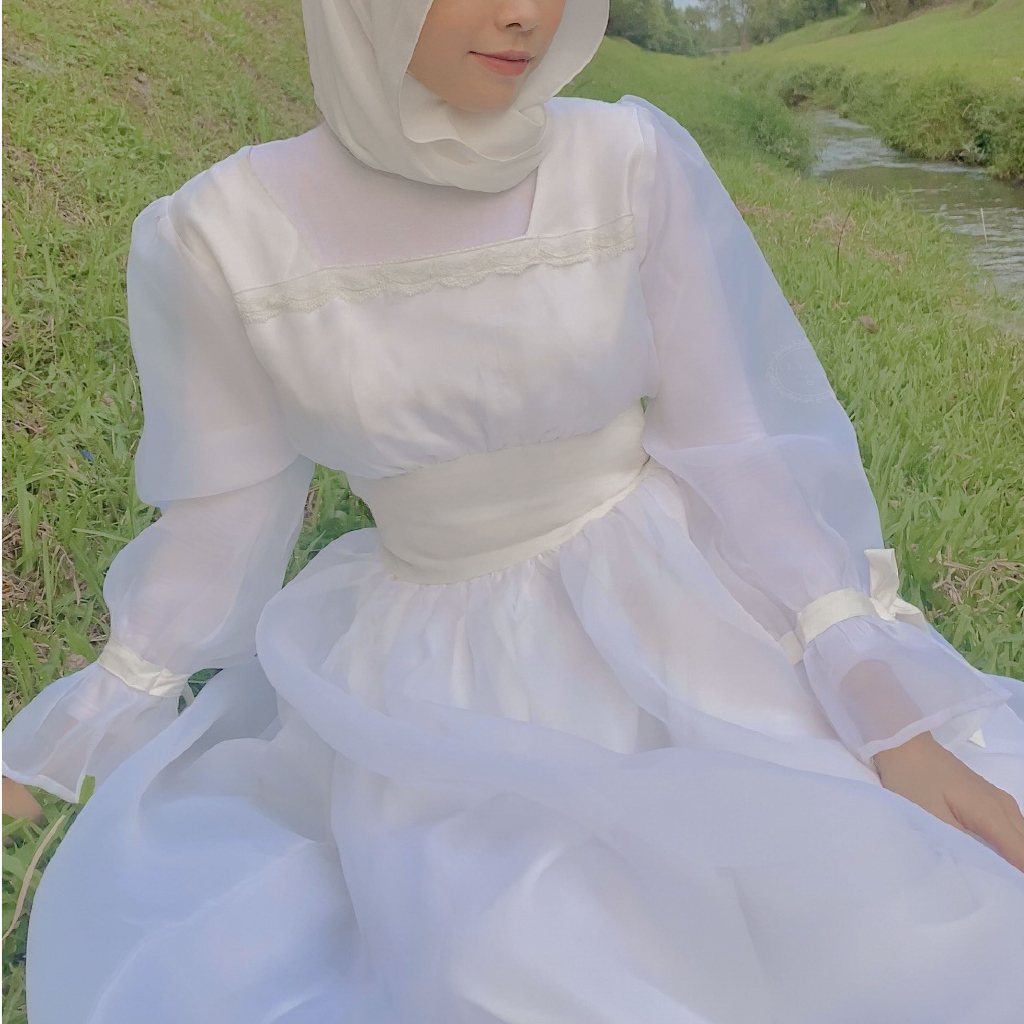 Clatsyca - White Dress Vintage Mariposa - Princess Dress - Korean Dress Hijab