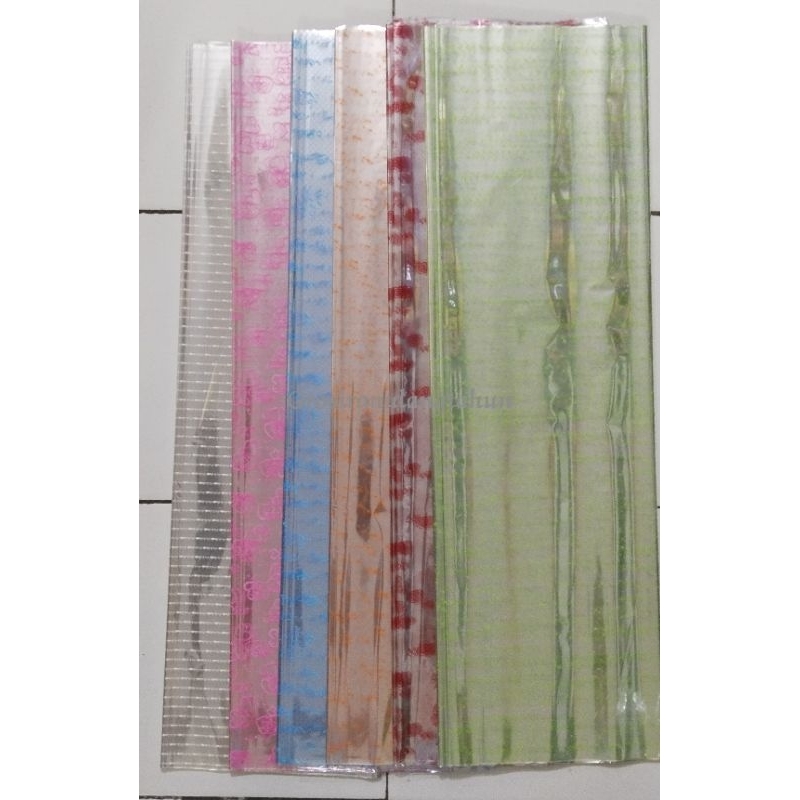 

Plastik Parcel / Plastik Kaca Motif / Plastik Bingkisan Kado Souvenir 10lembar ( 75 × 90 cm )