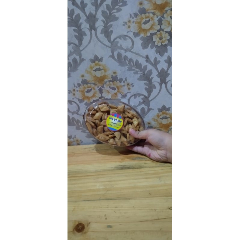 

biji ketapang toples 250gr