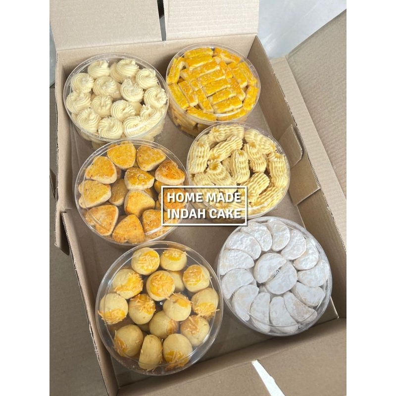 

PAKET KUE KERING LENGKAP 1 BOX ISI 6TOPLES