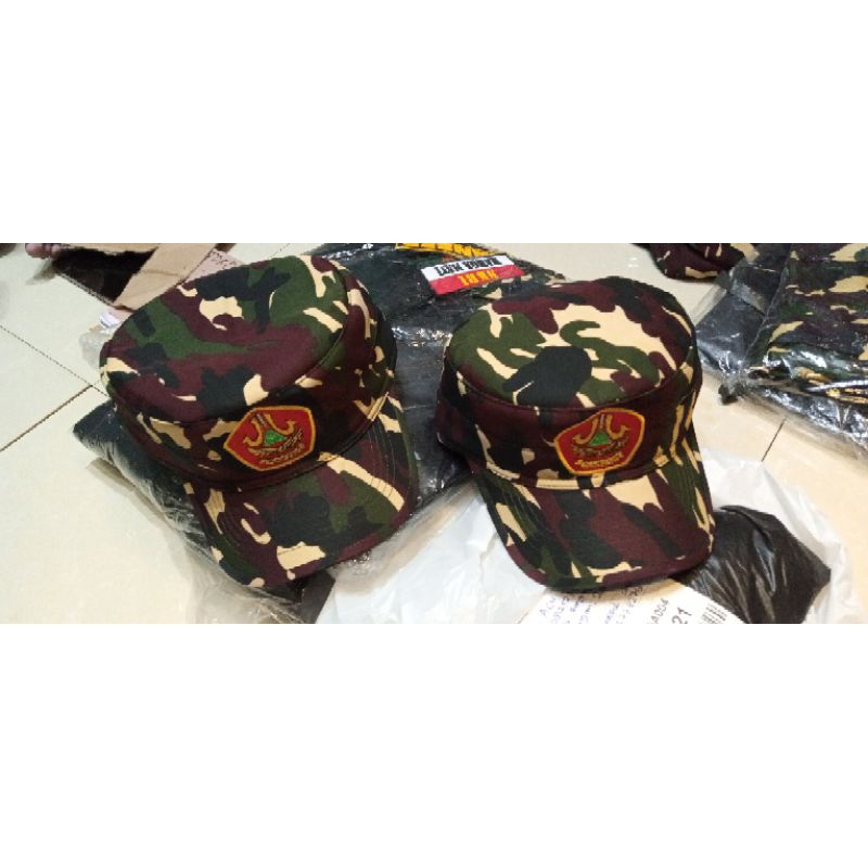 topi komando banser