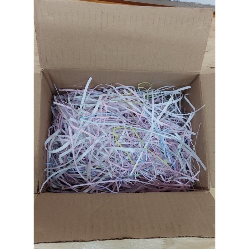 

KERTAS CACAH 500gr Potong Shredder Warna MIX Campur isi Hampers Kado - Serut / NCR / Packaging