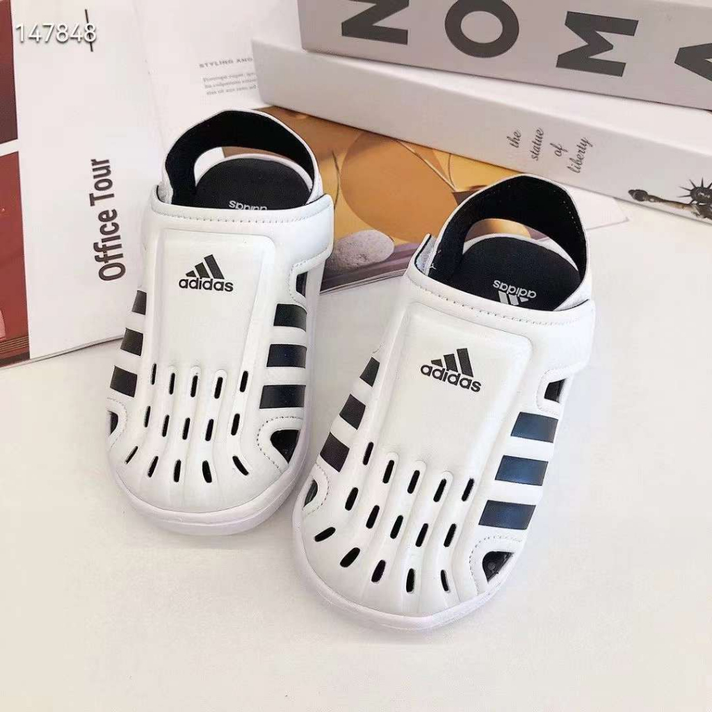 Adidas / Adidas Water Sandal / Sepatu Sandal Adidas / Adidas Anak / Adidas Kids / Sandal Sepatu Anak Adidas / Sandal Anak laki laki / Sandal Anak Perempuan / Sandal Adidas Anak / Adidas Akwah / Sandal Adidas Anak / Adidas Water Sandal  Kids / Adidas Kids