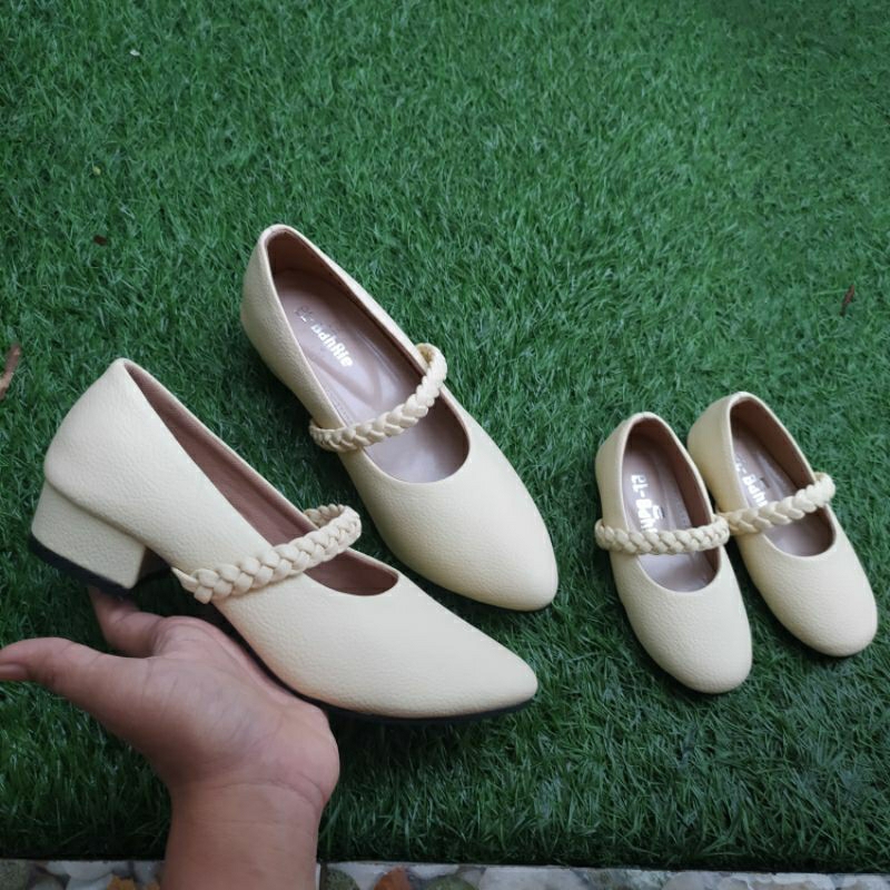 SEPATU COUPLE IBU DAN ANAK