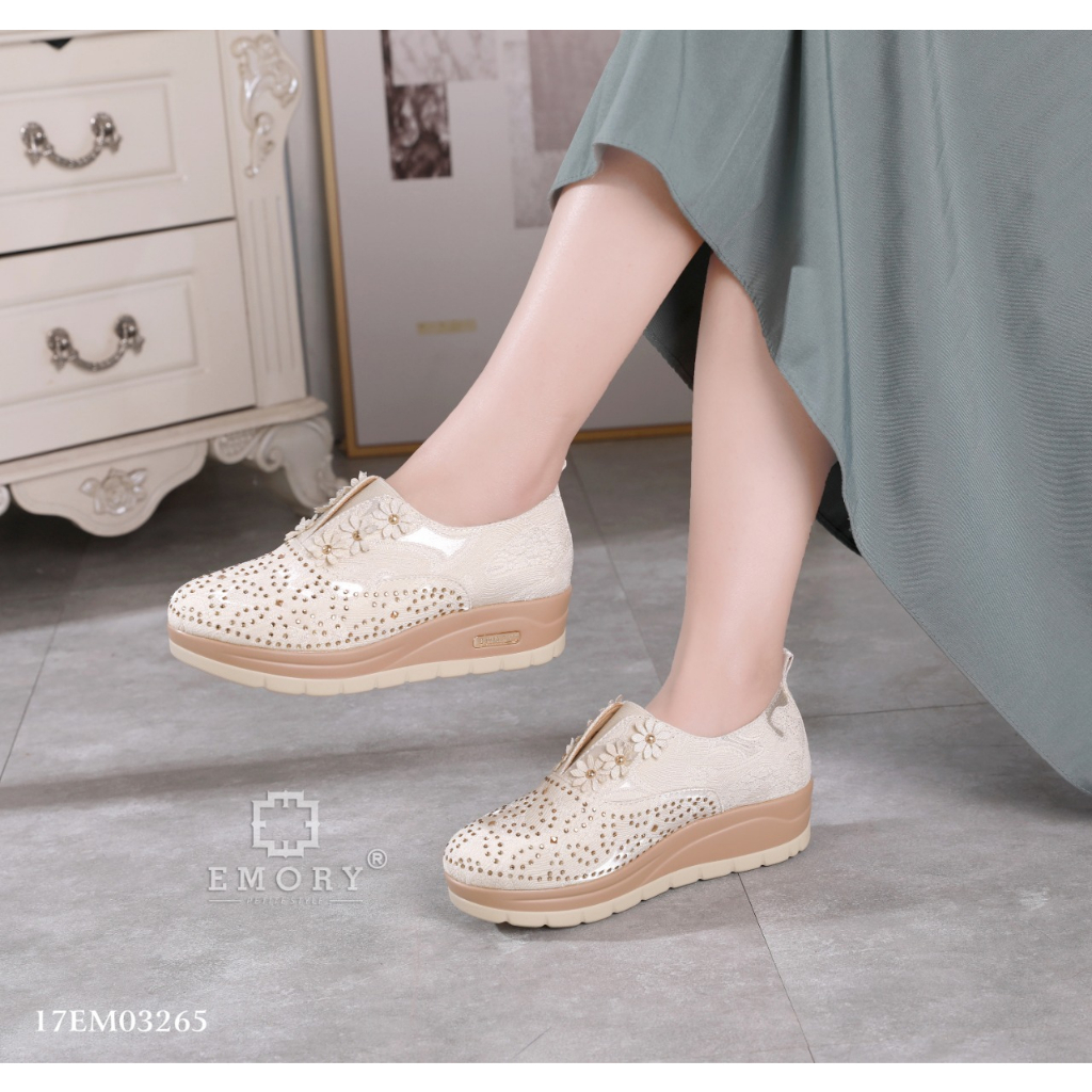 SB EMORY Zarinna Sepatu Wedges Wanita 17EMO3265