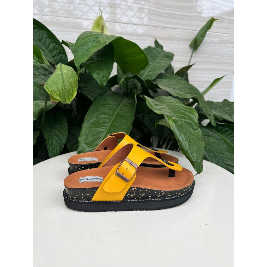 Sandal kasual pria/wanita volkerfootwear shaka kuning