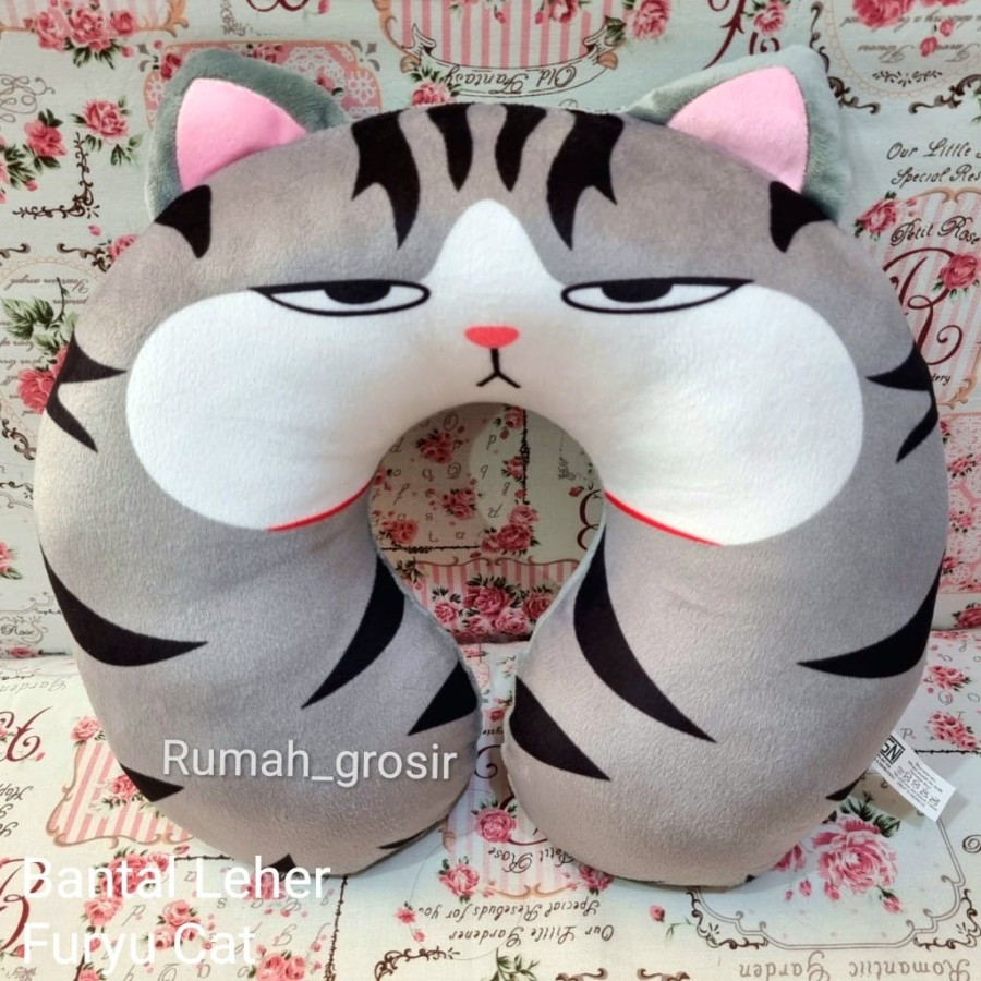 Bantal Leher Mobil Dewasa Karakter Kucing Furyu Ukuran 40x30cm Cocok Buat Yang Suka Travelling