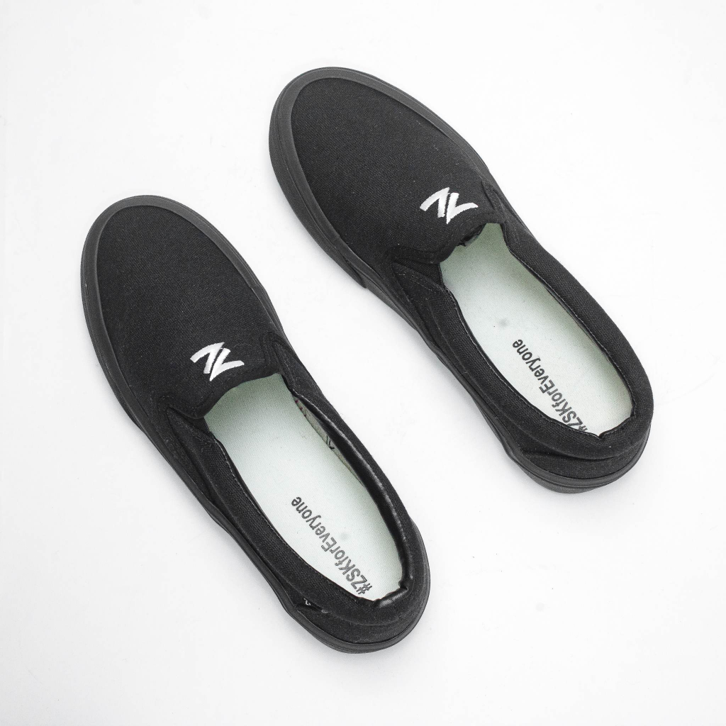 Sepatu Zasaka - Slip On Junction Full Black pria dan wanita original