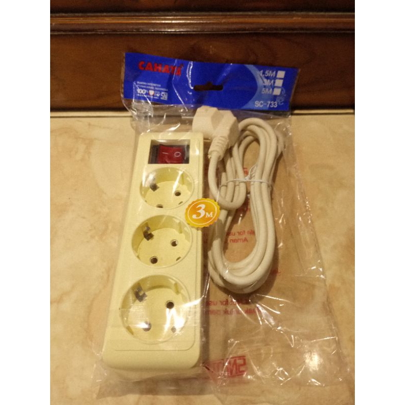 STOP KONTAK KABEL STOP KONTAK CAHAYA 3 LUBANG