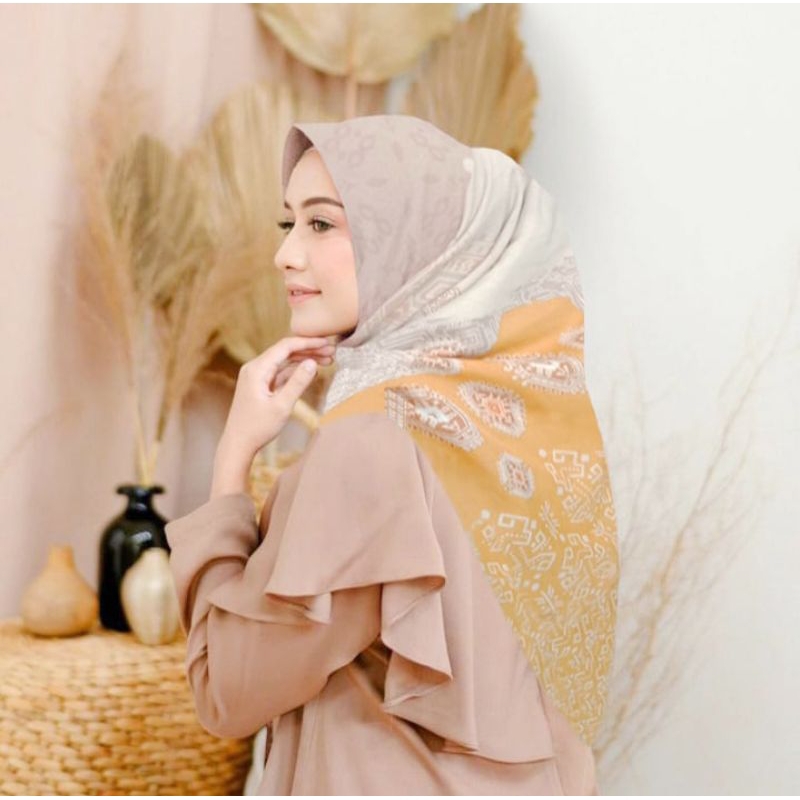 HIJAB MUSLIMAH / MALANZII KUNING / JILBAB JUMBO / ZOYA HIJAB SEGI EMPAT / JILBAB MOTIF PREMIUM / KER