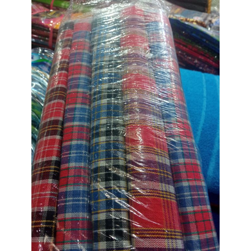 Sarung Balige (mandar tenun balige)