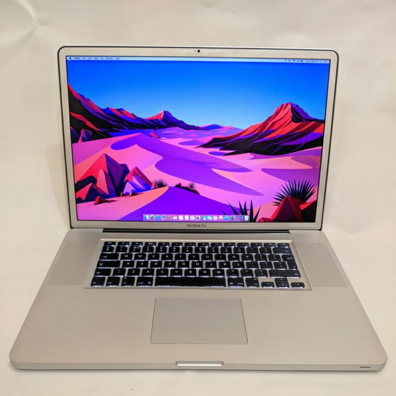 laptop limited edition Macbook pro 17 - Core i7 - ssd 512gb - Dual vga Nvidia GeForce GT 330m