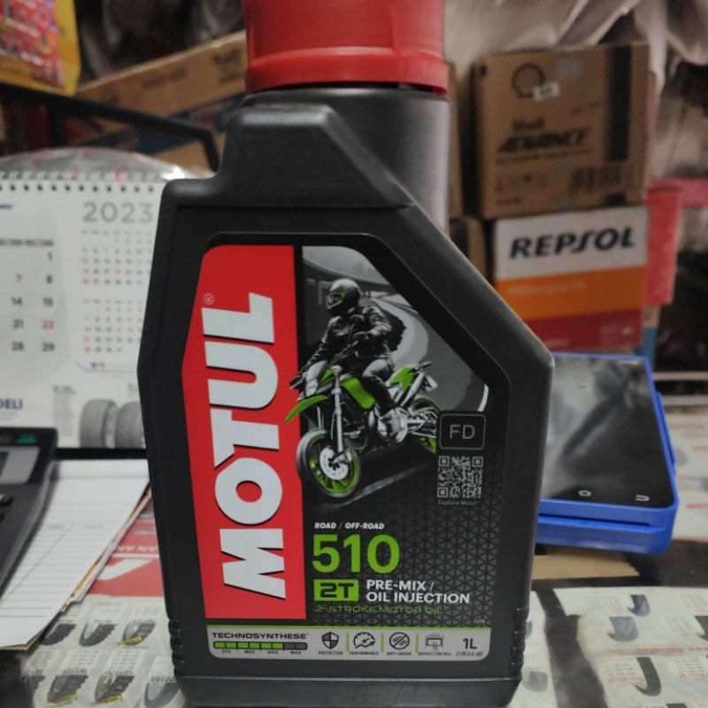 oli mesin motul samping 2t 510 1 liter