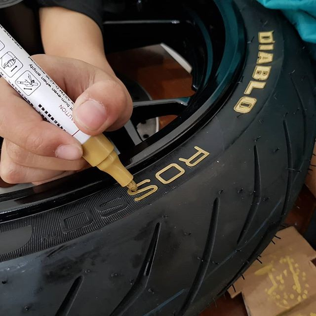 SPIDOL BAN TOYO SA-101 TOYO MARKER PAINT SPIDOL MINYAK KACA KAYU BESI Spidol Nat Keramik Ori IMPORT PERMANEN