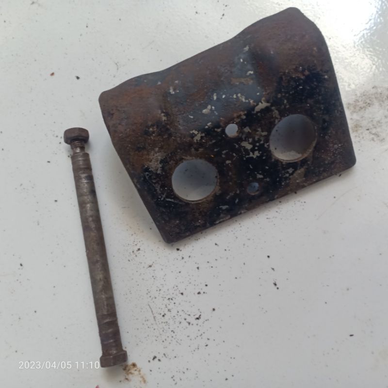 Engsel Jok Sadel Yamaha V80SDX v80Ss superdeluxe Robot excellent Original