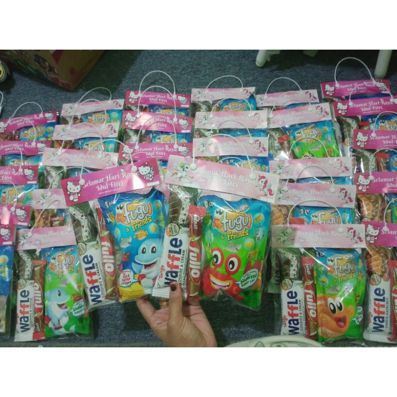 

bingkisan Snack lebaran || hampers murah || hampers anak || amplop lebaran || Snack ulang tahun
