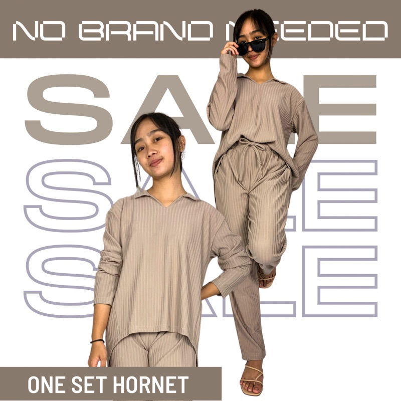 One Set Berkerah Polo / Setelan Wanita Lengan Panjang / Knit Oversize Hornet