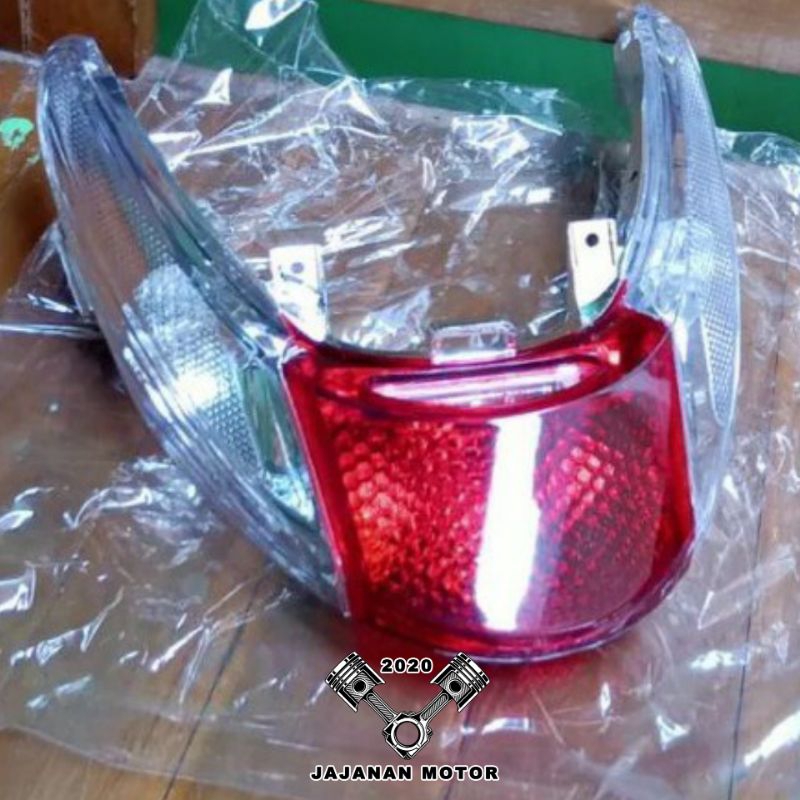 LAMPU STOP BELAKANG VARIO 110 CW LAMA CARBU