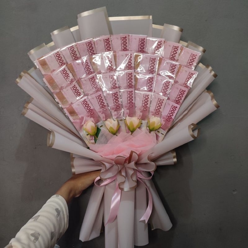 Buket bouquet wisuda pernikahan ulang tahun dan acara besar bisa request warna dan tambah kartu ucapan