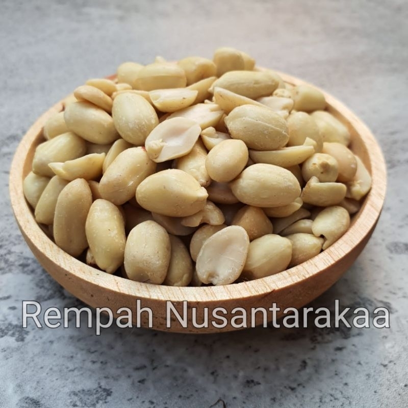 

Kacang tanah kupas kemasan 500 gram