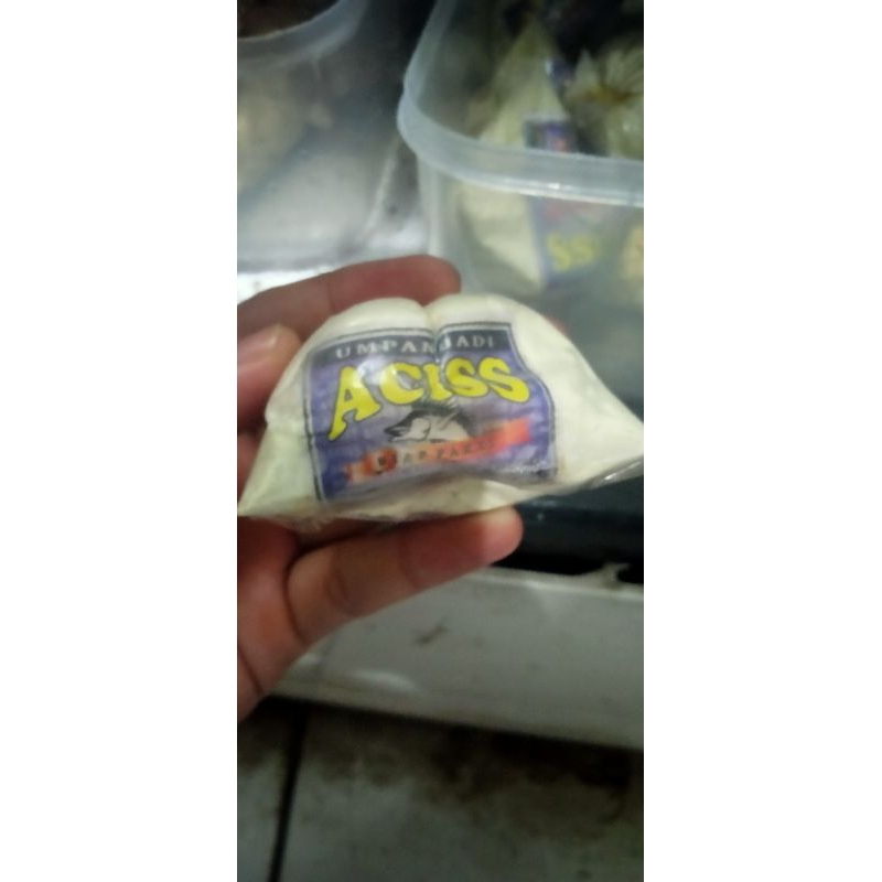 RACIKAN UMPAN IKAN MAS ACISS MURAH MANJUR