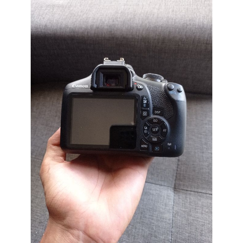 CANON 1500D