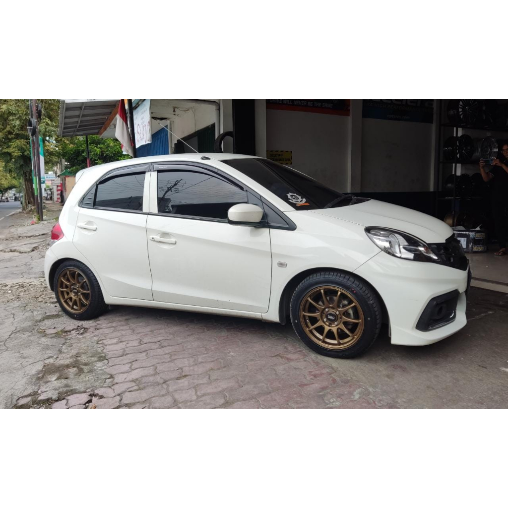 BRIO PAKAI VELG HSR RING 15