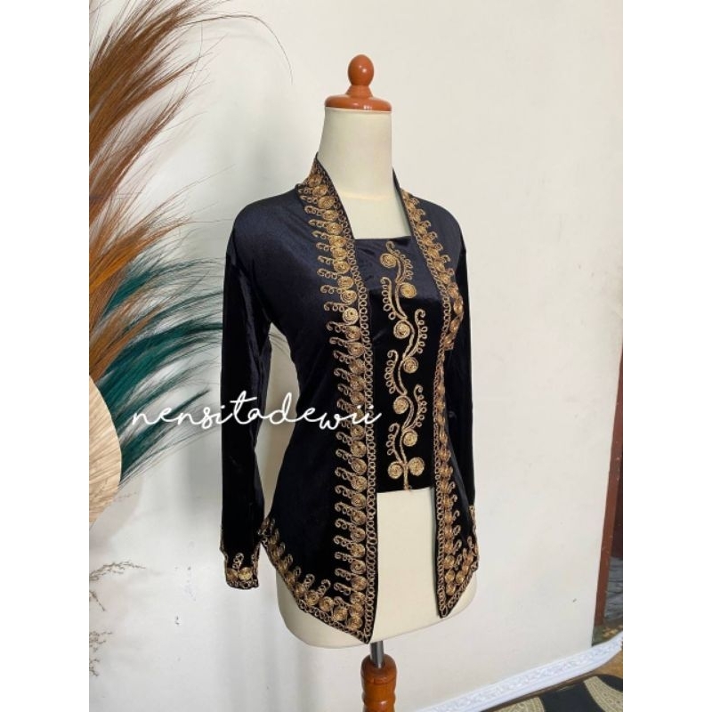 Kebaya Bordir Zirconia, Model Kutubaru - Warna Hitam