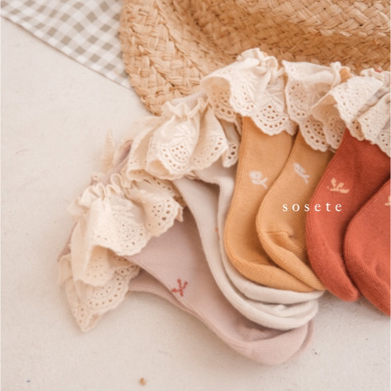 Little Sosete Bonita &amp; Bow Shoe Series - Kaos Kaki Bayi Bayi Pita Lucu Newborn Socks Kaus Baby Ribbon Photoshoot Antislip