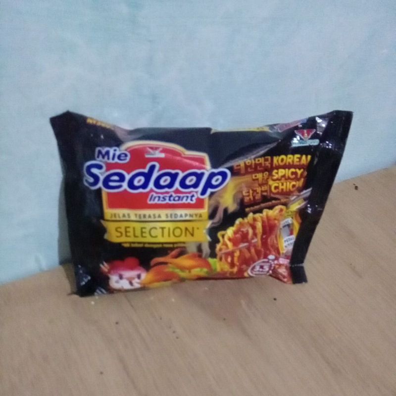 

Mie Sedap Selection Korean Spicy Eceran