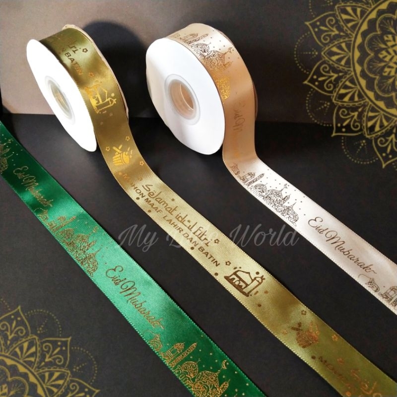 

Pita Satin Idul Fitri Premium Eid Mubarak Hampers Hijau Sage Green Cream Gold 2.5 cm Pita Hampers Lebaran 2.5cm 2,5cm 2,5 cm 3/4 inci