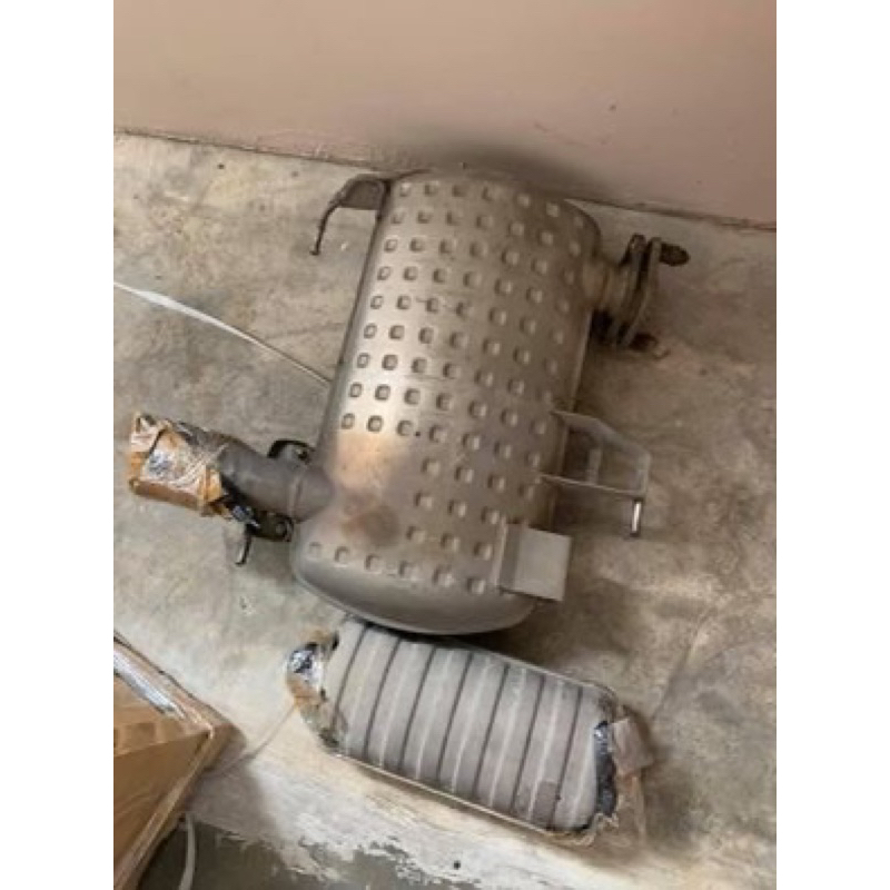 muffler + resonator original BMW e90 320i 2005