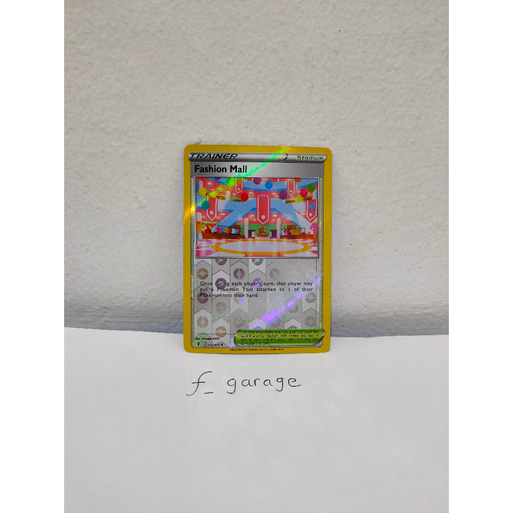 Fashion Mall Trainer Hologram Pokemon Card Kartu TCG English Evolving Skies