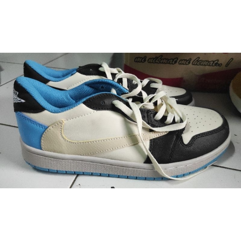 Nike Travis scott x fragment