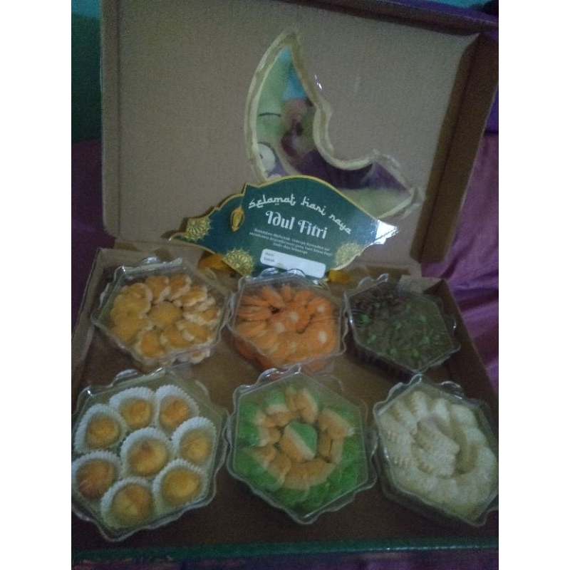 

paket kue kering