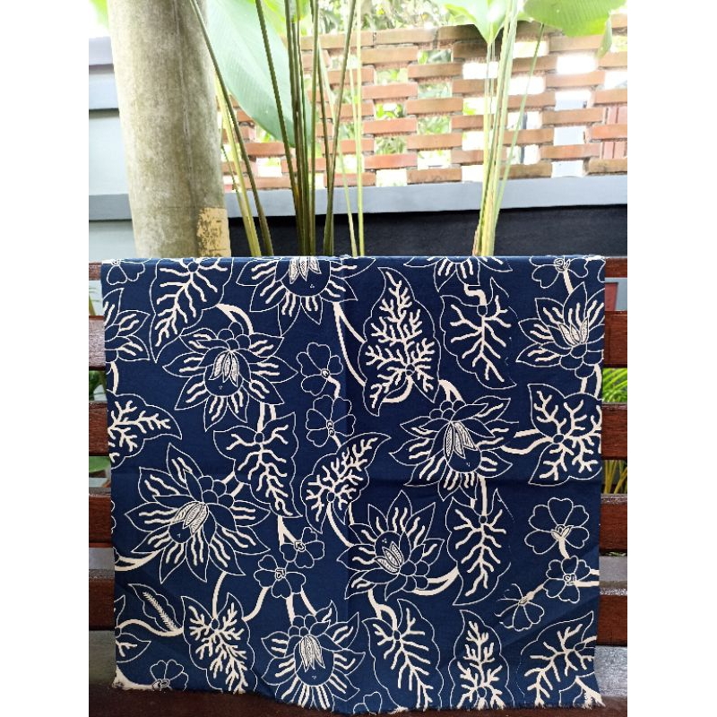 (DAUN LUMBU) Kain Batik Motif