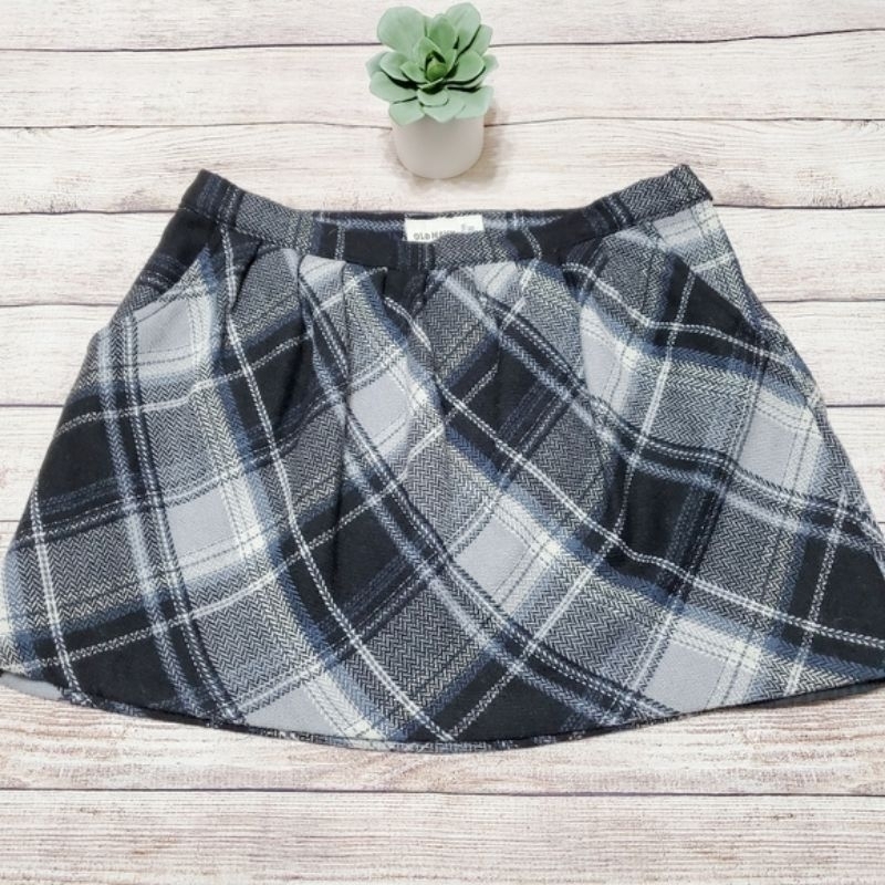 Old Navy Flannel mini skirt