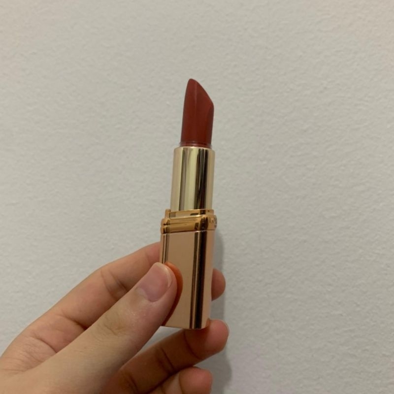 Loreal Color Riche Lipstick Satin Finish