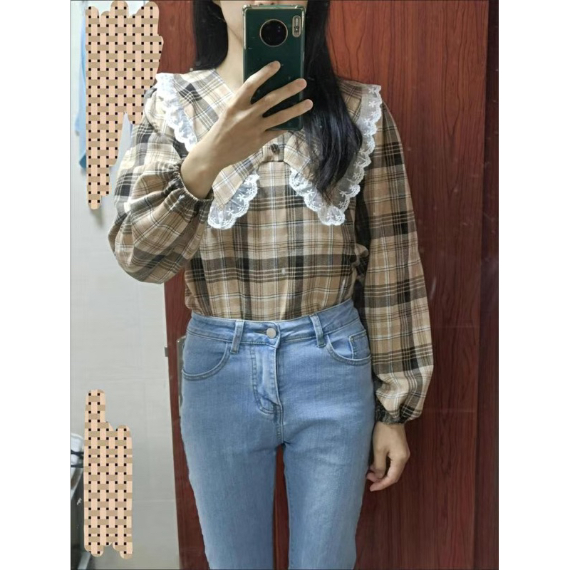 [ Retro Series ] Kemeja Blus Flanel Wanita Kotak - Kotak Kombinasi Renda Lengan Panjang ( Long Sleeve Plaid Flannel Woman Shirt )