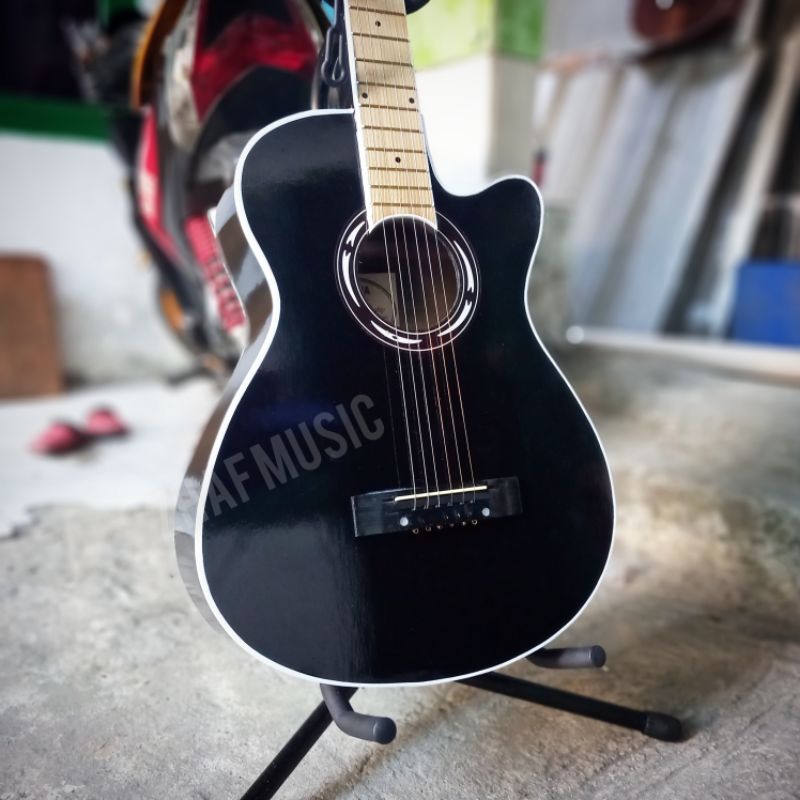 Gitar Akustik Yamaha Fg225 Pemula (Gratis Pik Gitar)