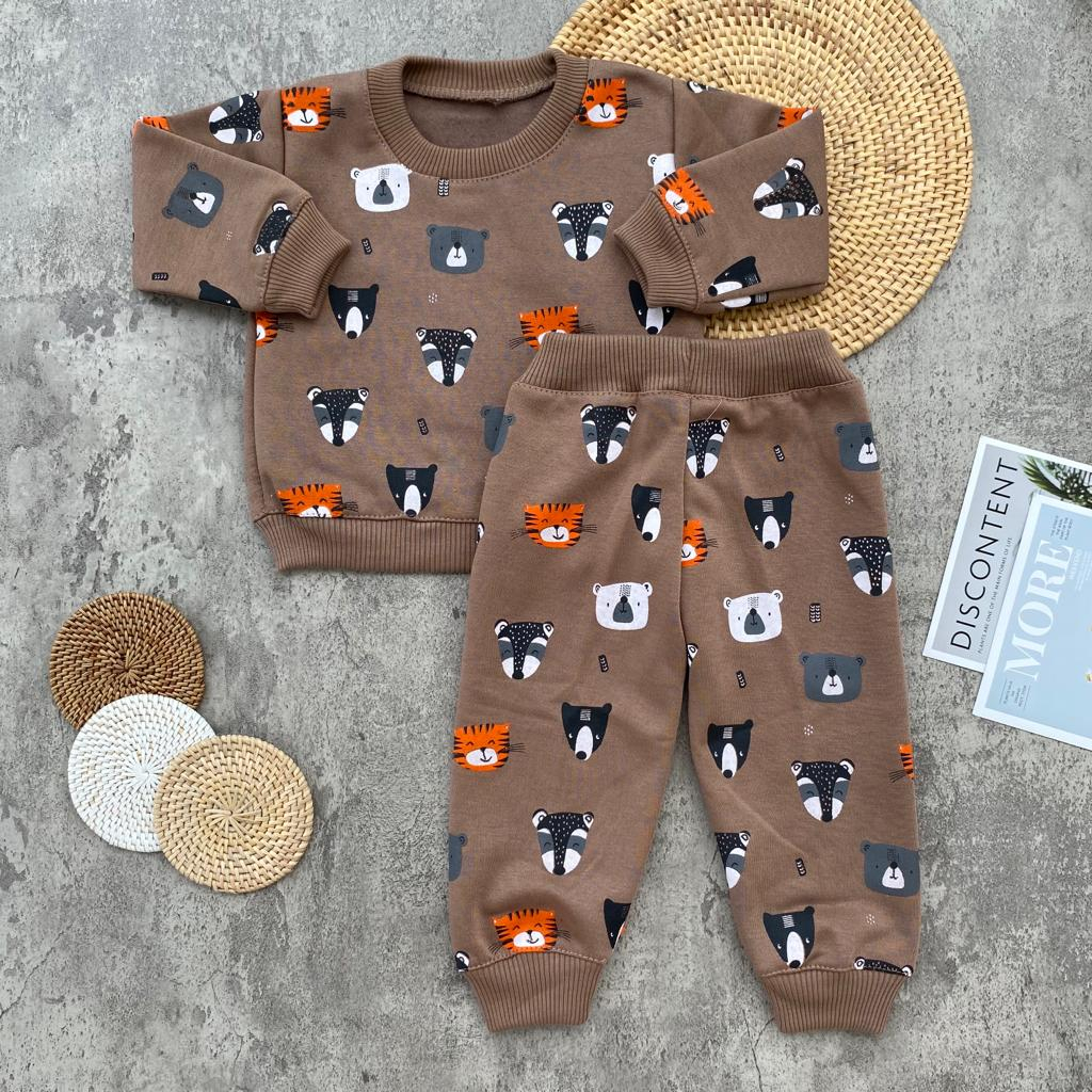 Setelan Baju Bayi Setelan Sweater Celana Joger Motif Safari Bahan Katun Fleece Usia 3-12 Bulan Almeera Baby and Kids