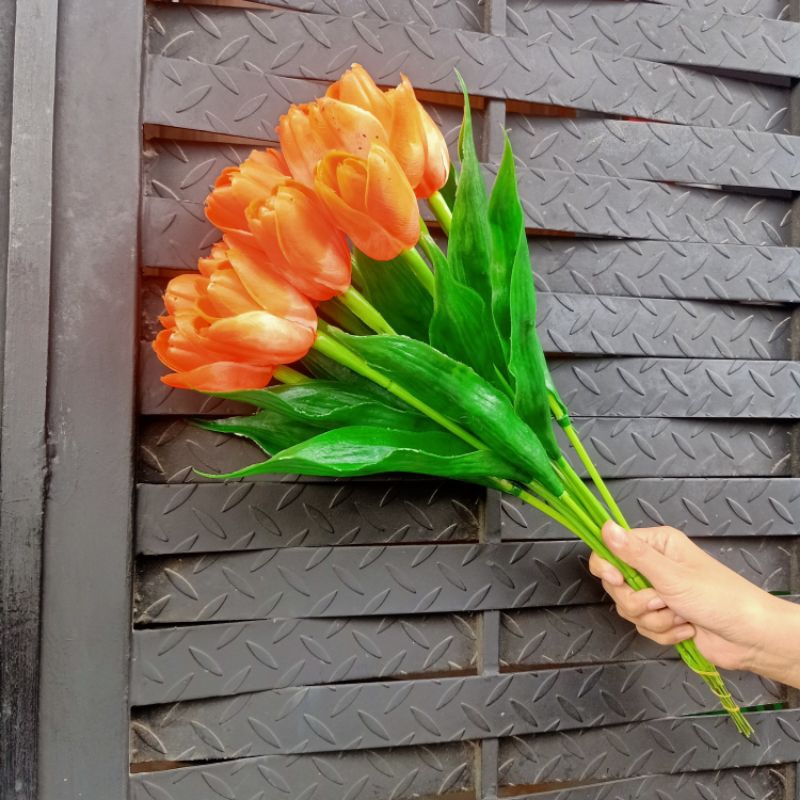 DITARI BUNGA TULIP BESAR BUNGA TULIP ARTIFICIAL BUNGA PLASTIK DEKORASI PESTA POT BUNGA